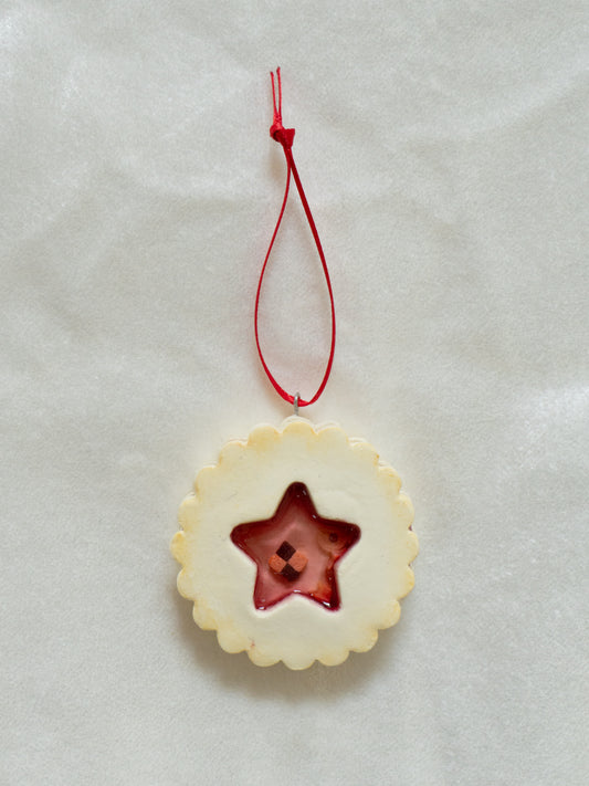 Linzer Cookie Shaker Ornament