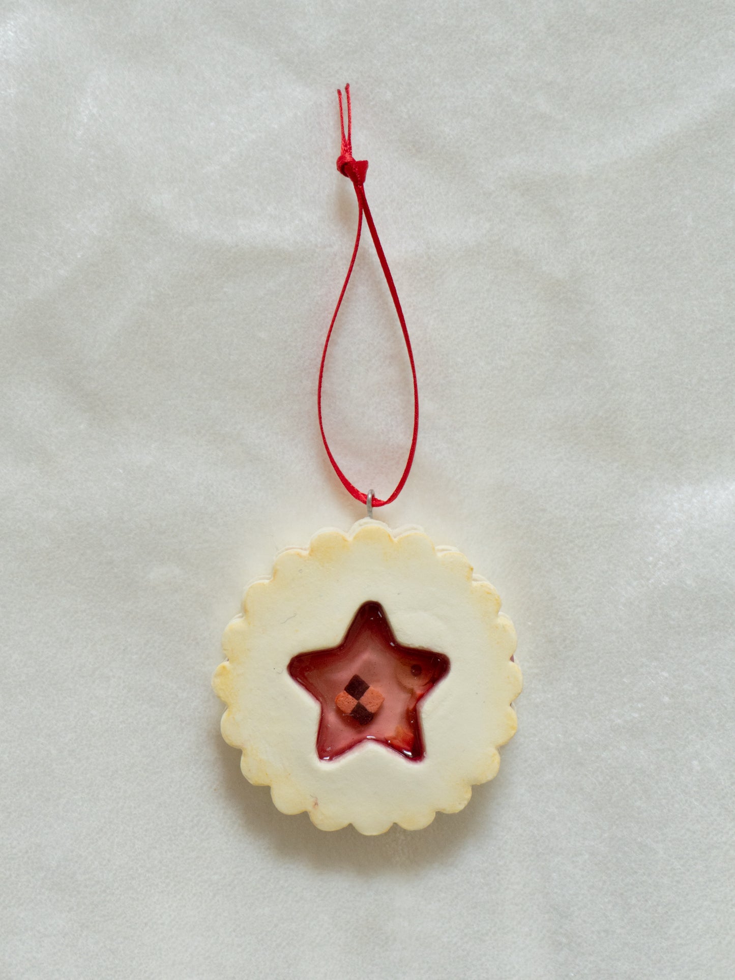 Linzer Cookie Shaker Ornament