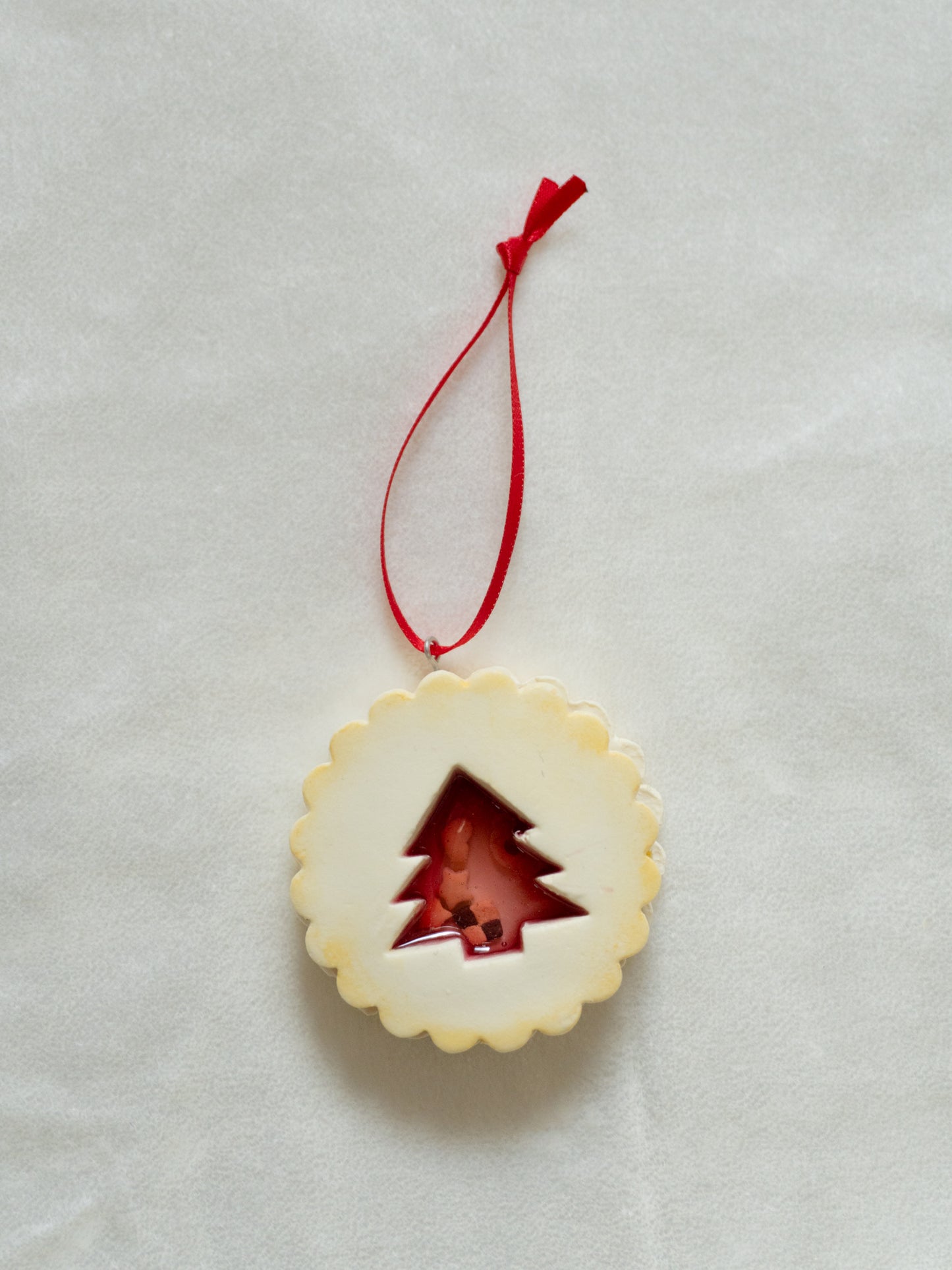 Linzer Cookie Shaker Ornament